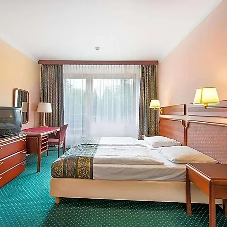 Krakonos Hotel 3*